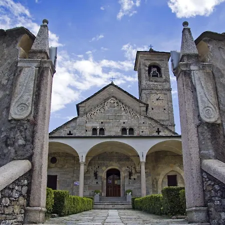 Holiday home La Dimora Dei Colori Private Garden Near Stresa - Happy Rentals *